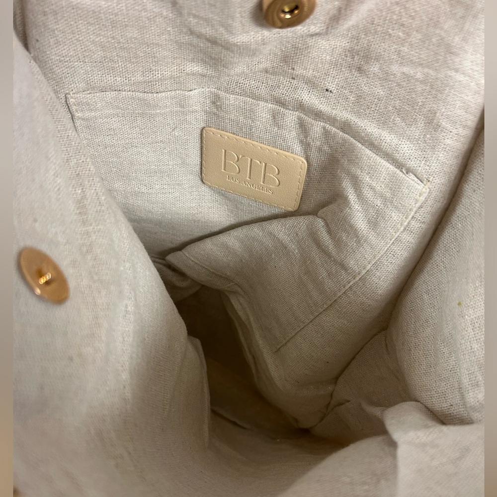 BTB LOS ANGELES Large JOEY Straw Tote Bag Natural NWT - Picture 8 of 10